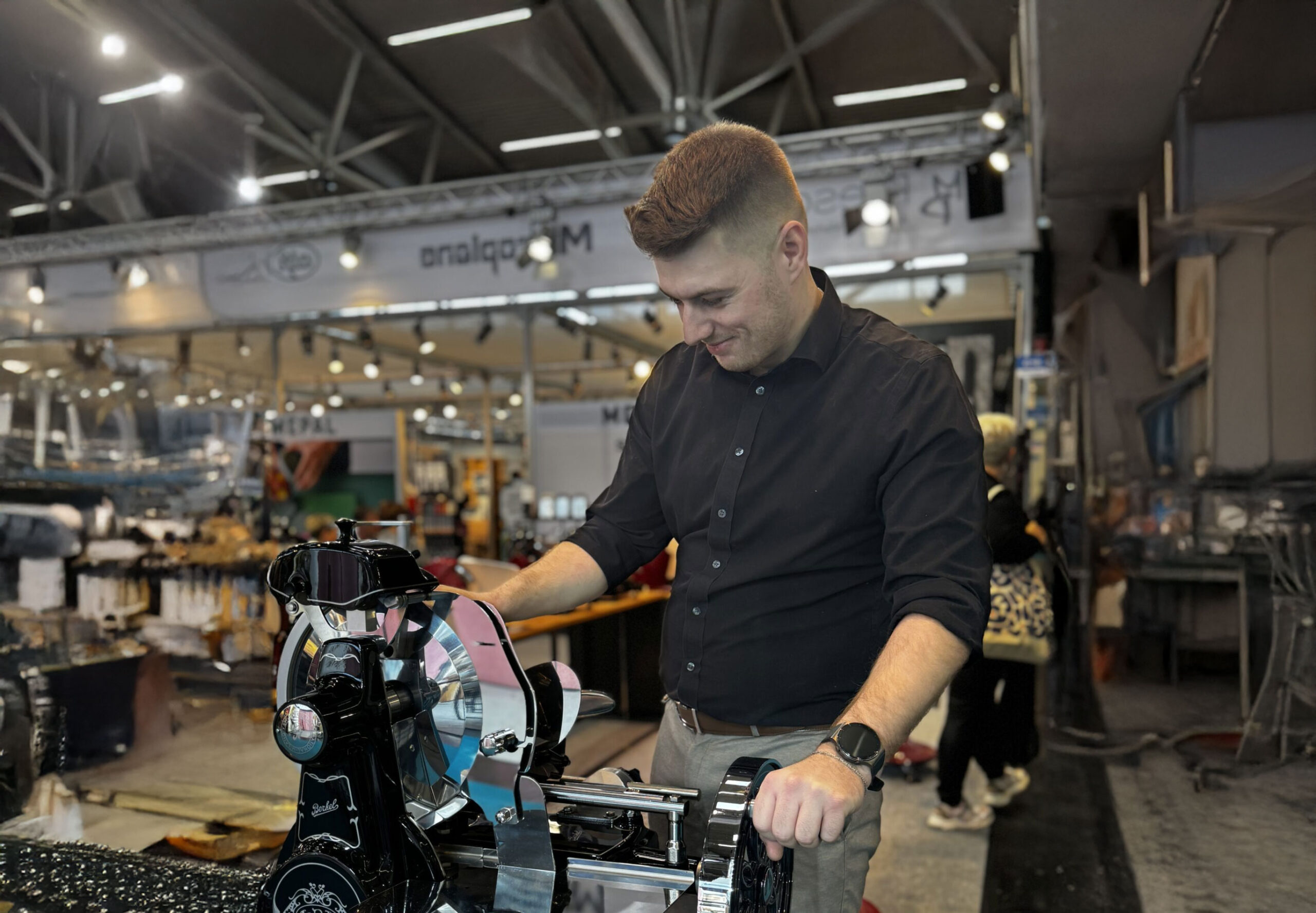 Florian Hoynatzky auf der Küchenmesse – immer auf dem neuesten Stand für seine Kunden